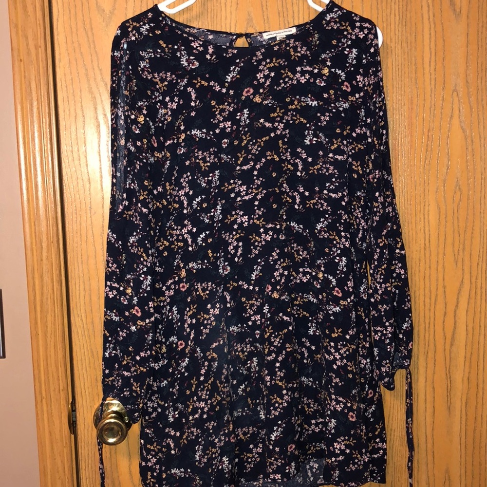 Mini Navy dress with floral pattern